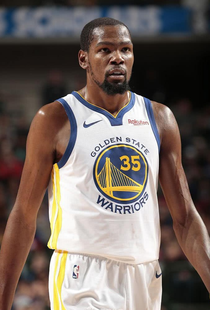 赛场上有更 赛场上有更