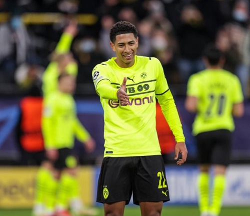 连续两年打 连续两年打